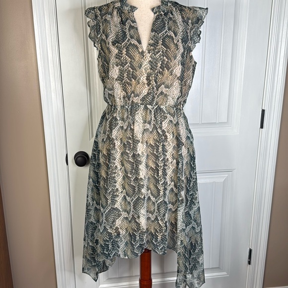 Steve Madden Womens Gray Snake Print Ruffled  Midi Dress SZ L/10 - Picture 1 of 12